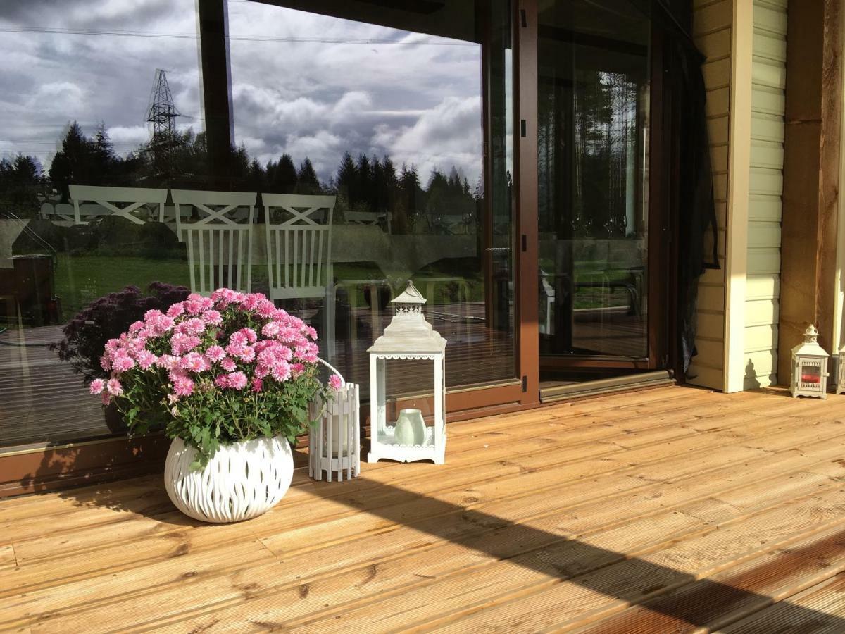 Kaeaenu Puhkemaja Villa Rakvere Exterior photo